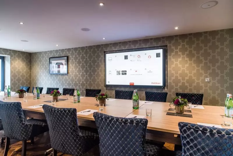 Varsity Apr 2017 – PWF – 0500