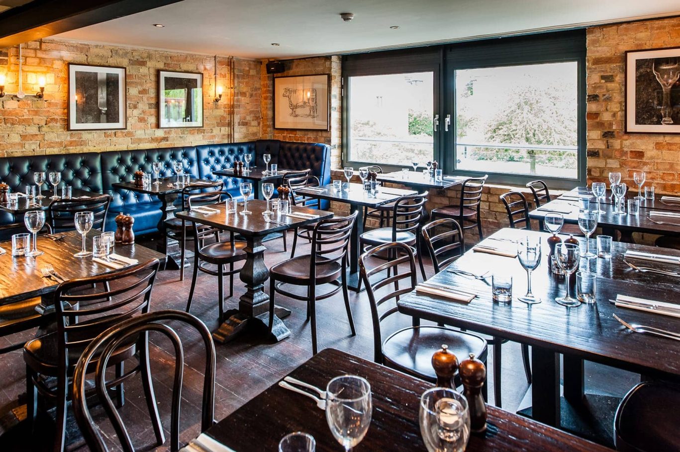 River Bar Steakhouse & Grill Riverside Restaurant