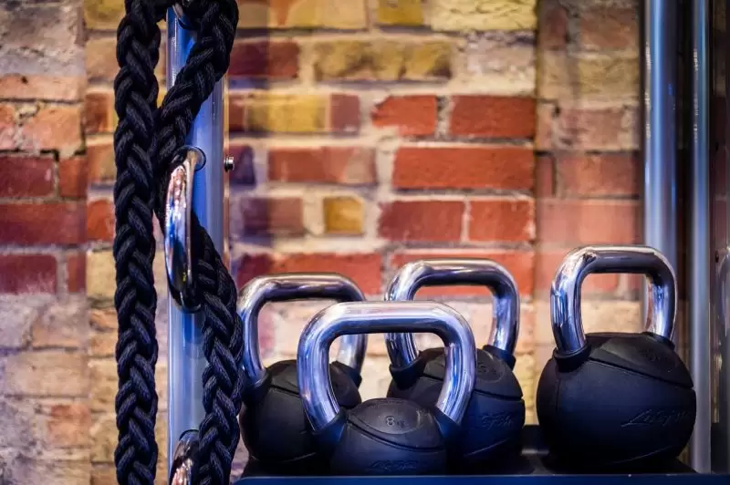 kettle bells and rope