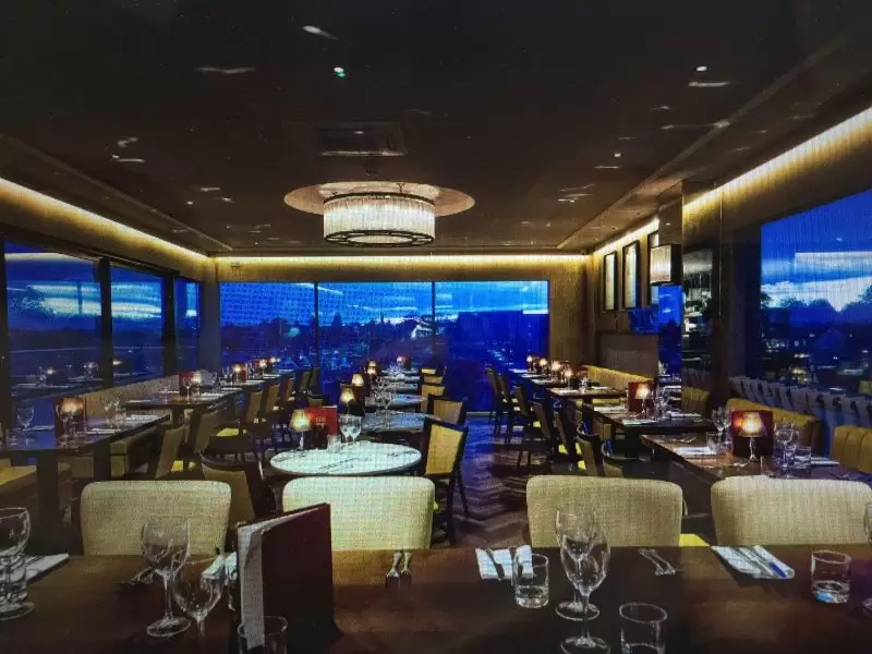 Sunset at the SIX restaurant