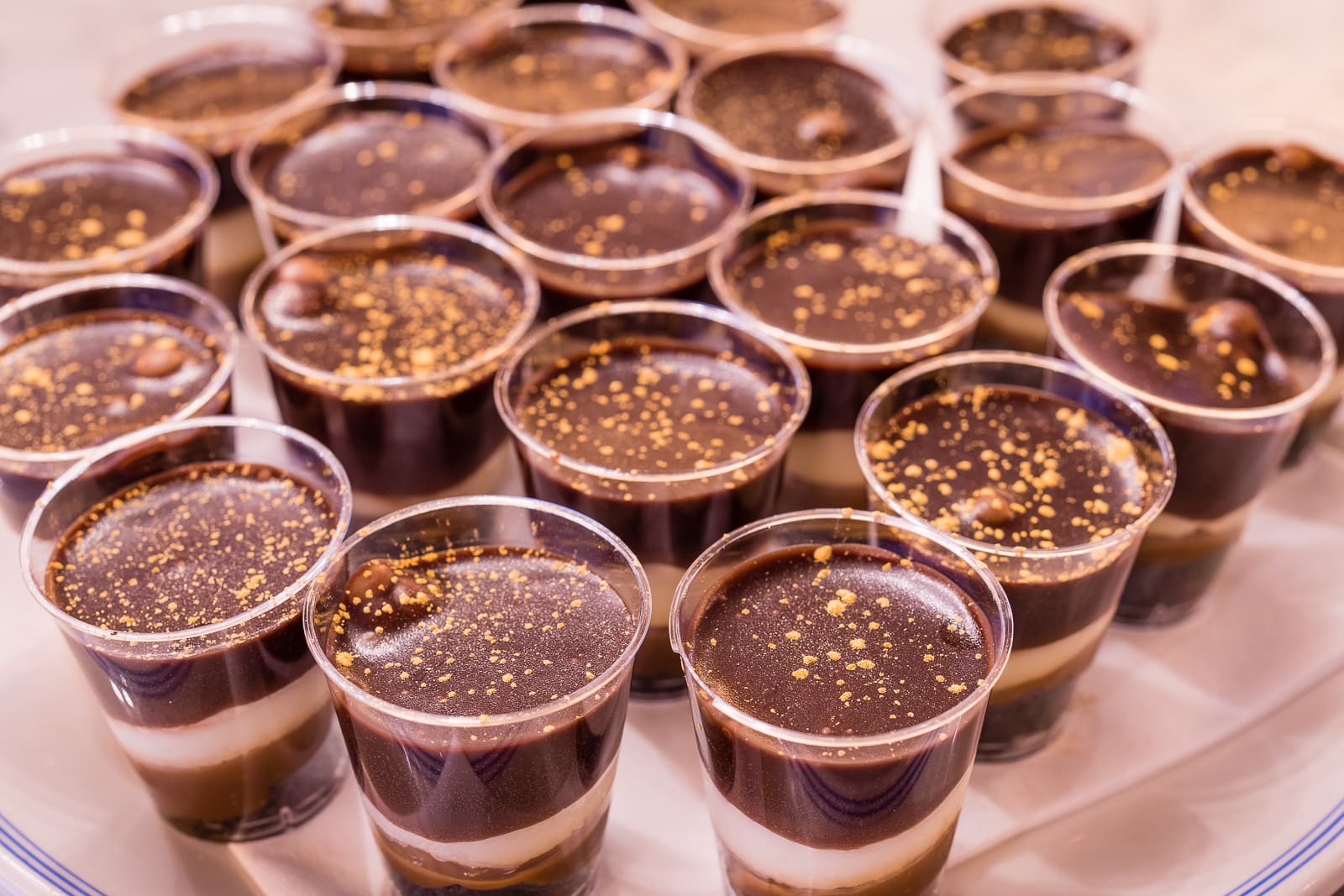 afternoon tea cups for pudding chocolate cheesecake