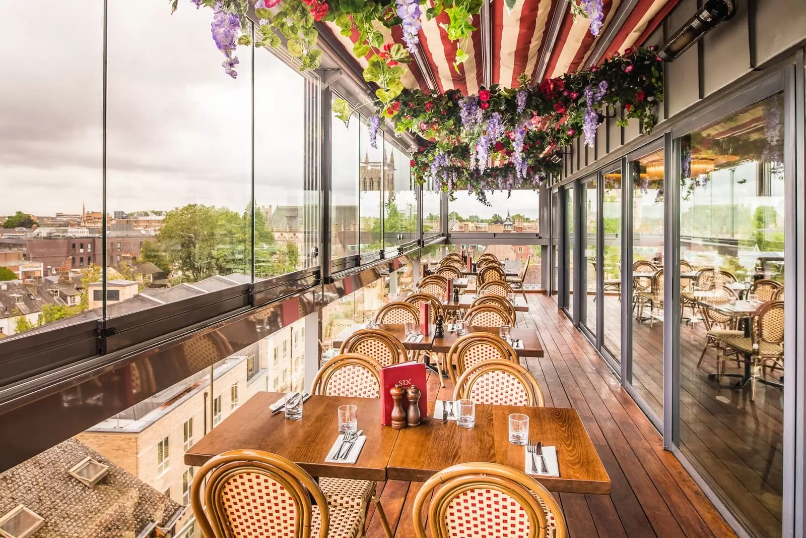 Photographer: Paul Winch-Furness